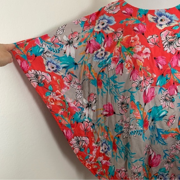 Tolani Collection Narissa Colorful Floral Caftan Tunic Top Womens M Art Modal - Picture 9 of 16